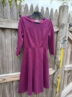 Boden 6R plum colored cotton blend dress!